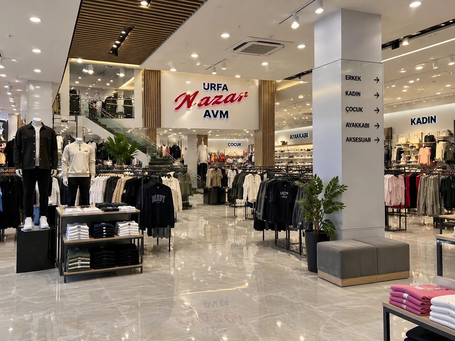 Nazar AVM iç mekân konsepti